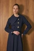 Broş Detaylı Asimetrik Yaka Poplin Elbise Lacivert - 2