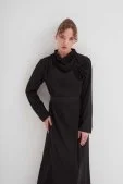 Gül Detaylı Zarif Elbise Siyah - 4