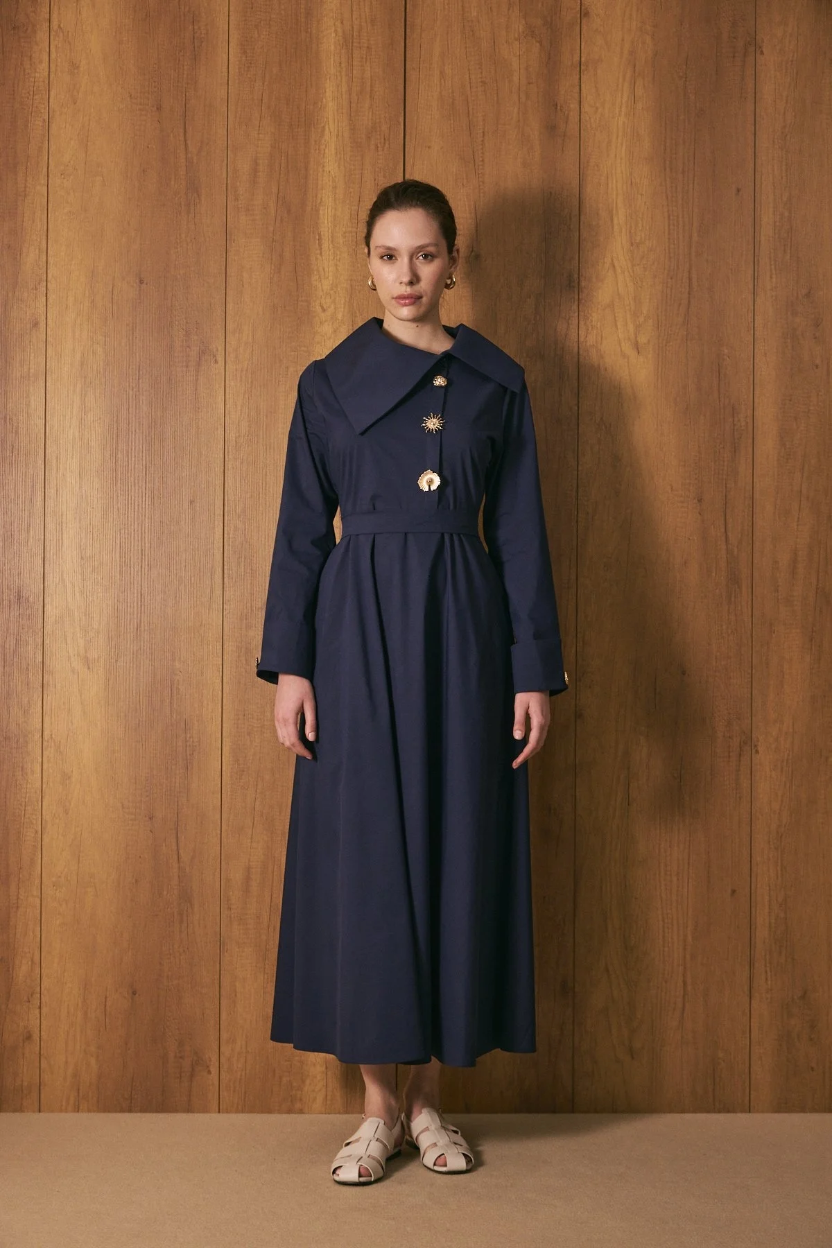Broş Detaylı Asimetrik Yaka Poplin Elbise Lacivert - 3